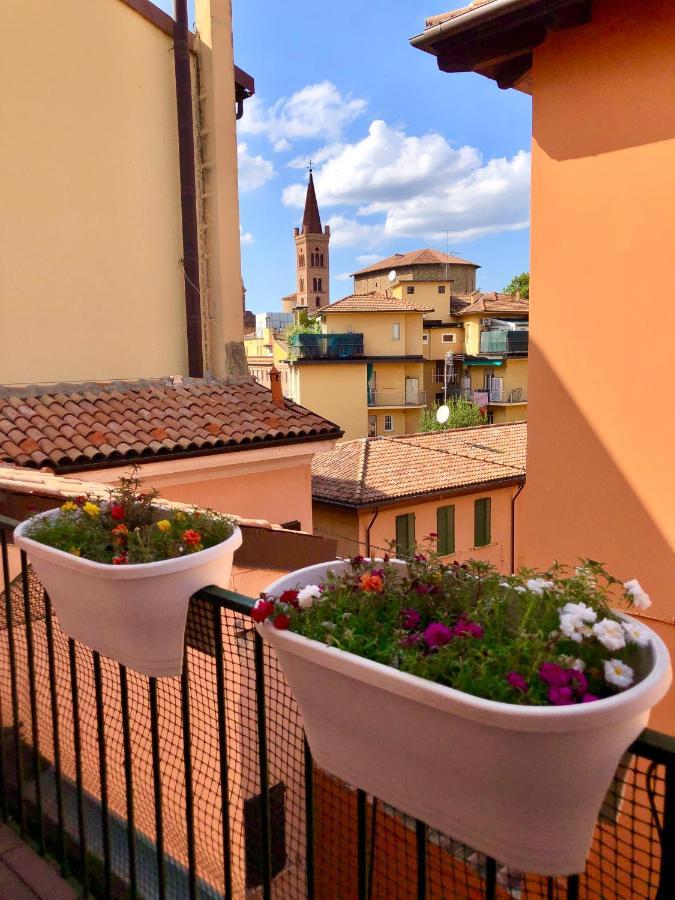 Dame 4 Apartment Bologna Luaran gambar
